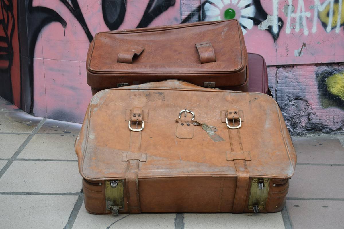 How to Handle Luggage Lost During Layover: A Traveler’s Lifesaver Guide